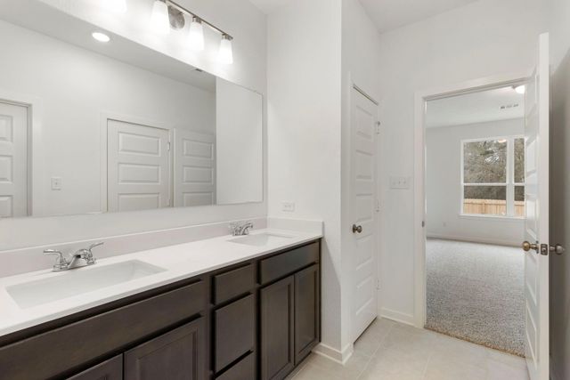 604 Rockbridge Drive, Huntsville, TX 77340