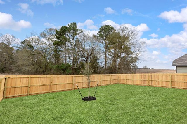 604 Rockbridge Drive, Huntsville, TX 77340