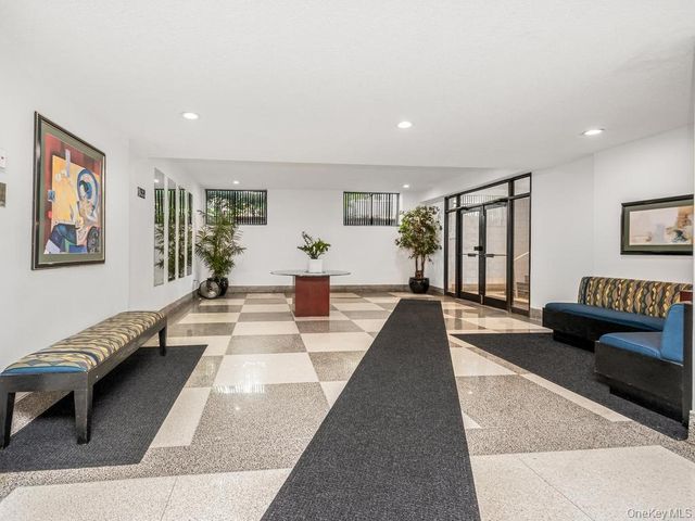 2736 Independence Avenue 2E, Bronx, NY 10463