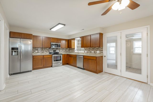 6445 Brookmead Circle, Hixson, TN 37343