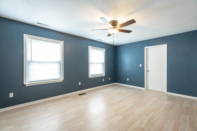 6445 Brookmead Circle, Hixson, TN 37343