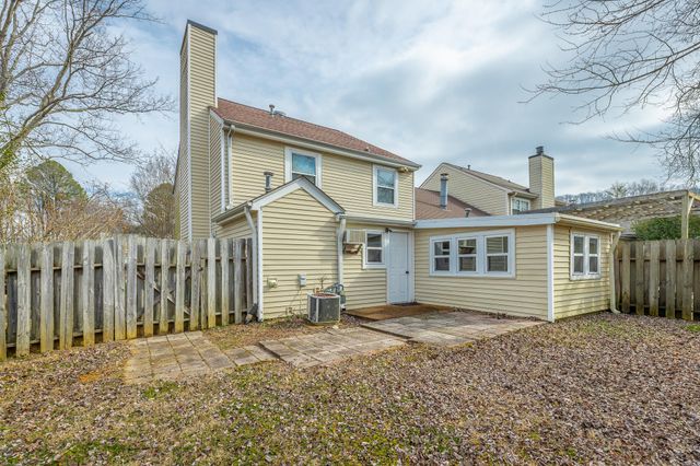 6445 Brookmead Circle, Hixson, TN 37343