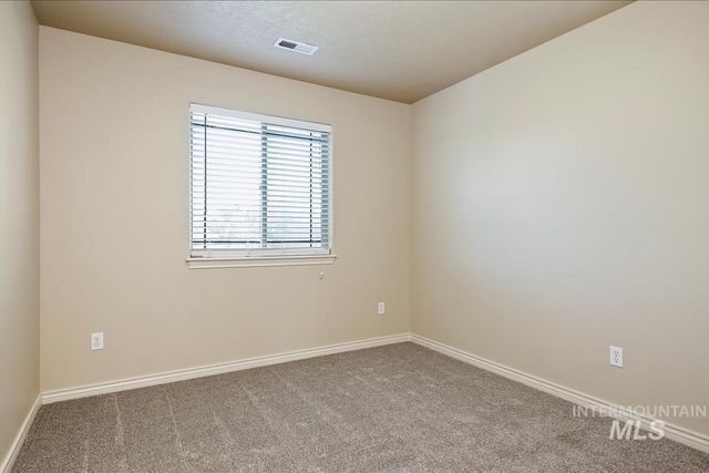 1957 W Placer Creek Ct, Nampa, ID 83686