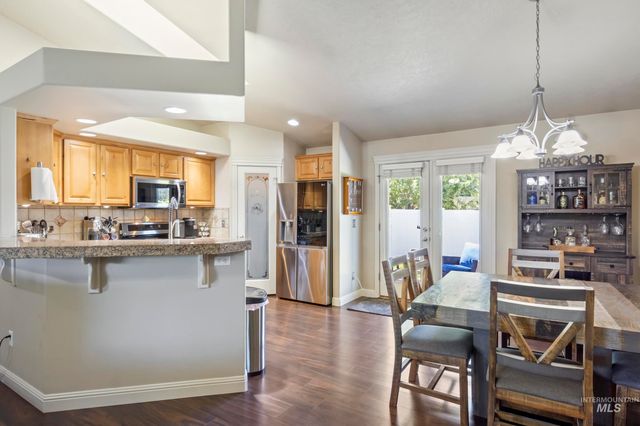 1957 W Placer Creek Ct, Nampa, ID 83686