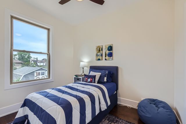 9556 S Winchester Avenue, Chicago, IL 60643