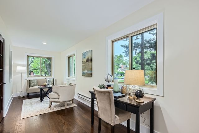 9556 S Winchester Avenue, Chicago, IL 60643