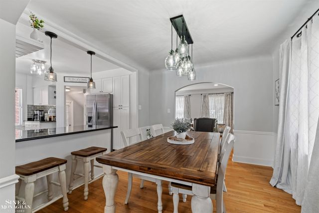 474 Touraine Road, Grosse Pointe Farms, MI 48236