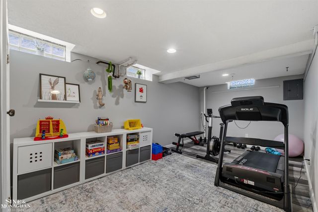 474 Touraine Road, Grosse Pointe Farms, MI 48236