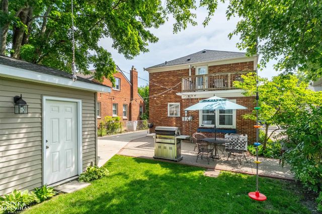 474 Touraine Road, Grosse Pointe Farms, MI 48236