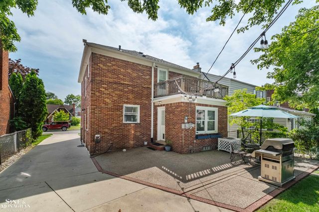 474 Touraine Road, Grosse Pointe Farms, MI 48236