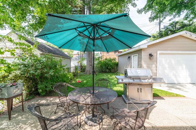 474 Touraine Road, Grosse Pointe Farms, MI 48236