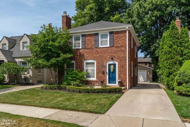 474 Touraine Road, Grosse Pointe Farms, MI 48236