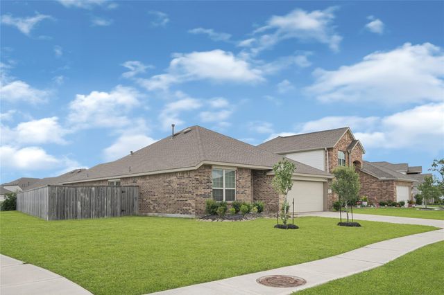 9830 Kingston Liberty Lane, Baytown, TX 77521