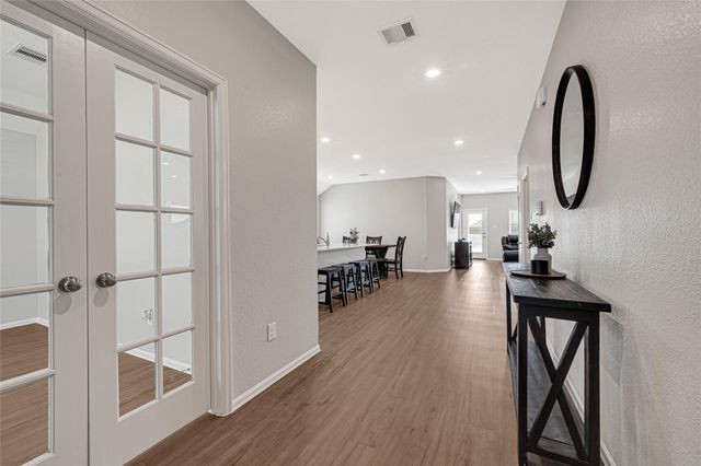 9830 Kingston Liberty Lane, Baytown, TX 77521