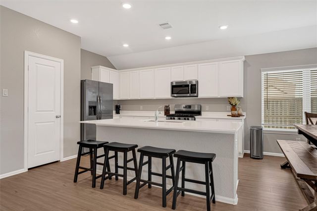 9830 Kingston Liberty Lane, Baytown, TX 77521