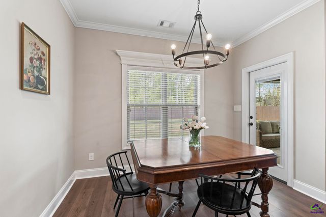 303 Pine Trace Lane, Kathleen, GA 31047