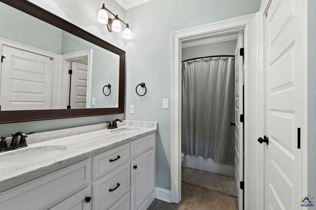 303 Pine Trace Lane, Kathleen, GA 31047