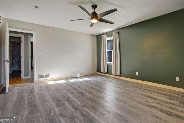 217 Lynn Drive, Fayetteville, GA 30215