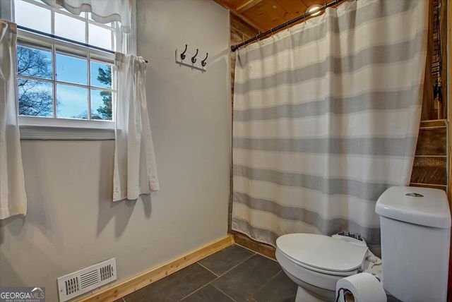 217 Lynn Drive, Fayetteville, GA 30215