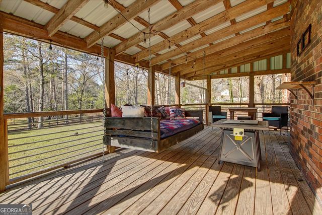 217 Lynn Drive, Fayetteville, GA 30215