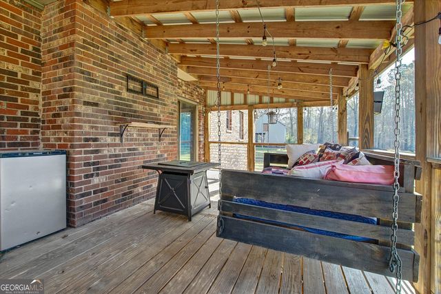 217 Lynn Drive, Fayetteville, GA 30215