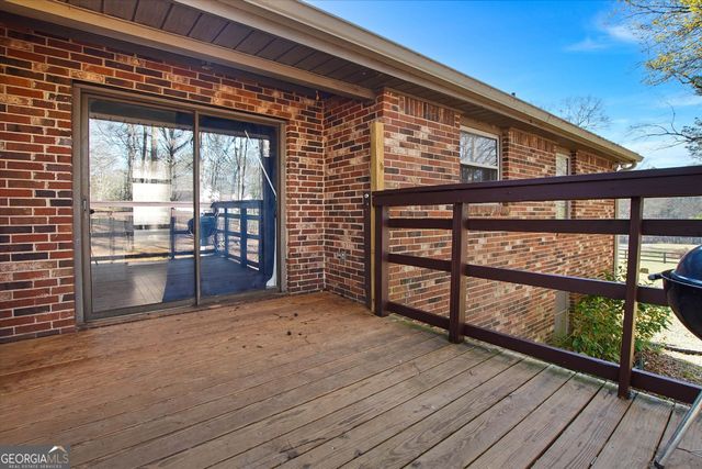 217 Lynn Drive, Fayetteville, GA 30215