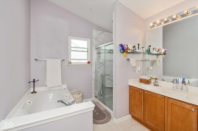 16446 Lakeville Crossing, Westfield, IN 46074