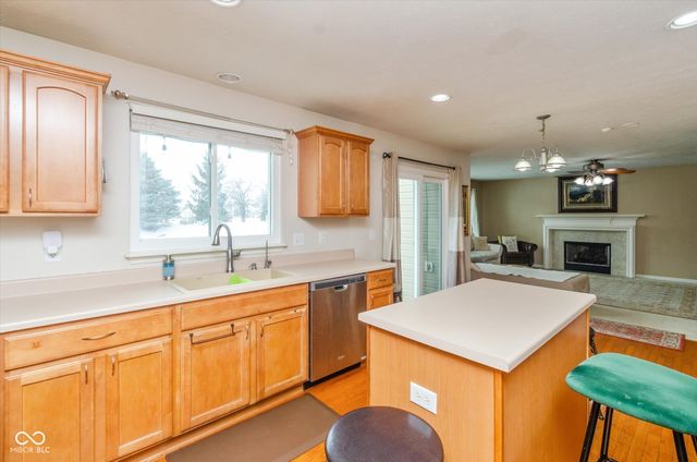 16446 Lakeville Crossing, Westfield, IN 46074