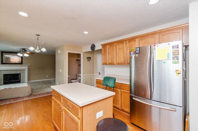 16446 Lakeville Crossing, Westfield, IN 46074