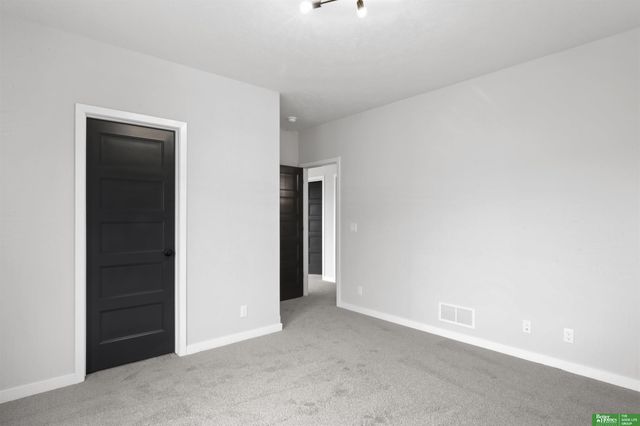 5509 N 212th Avenue, Elkhorn, NE 68022