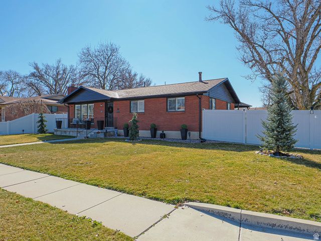 1048 E 5235 S, Salt Lake City, UT 84117