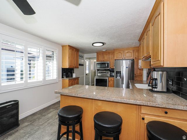 1048 E 5235 S, Salt Lake City, UT 84117