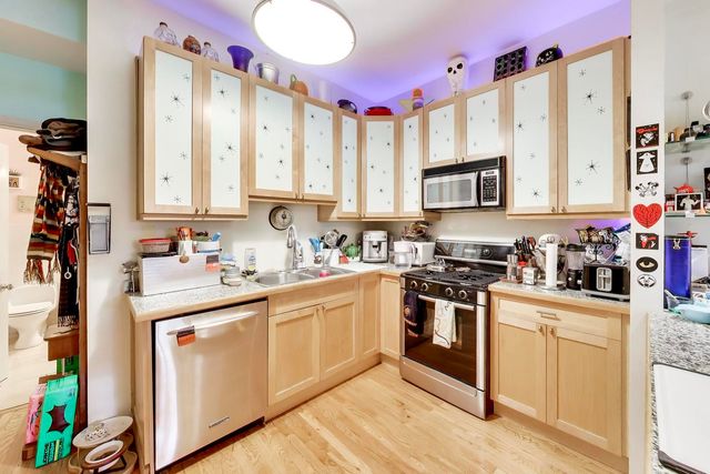 2643 N California Avenue, Chicago, IL 60647