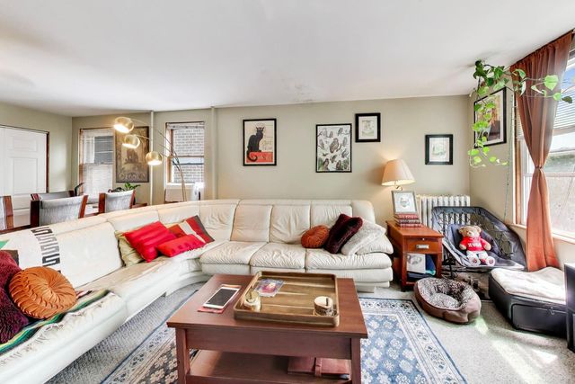 2643 N California Avenue, Chicago, IL 60647