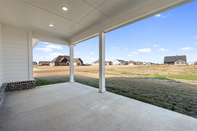 12116 Crystal Drive, Krum, TX 76249