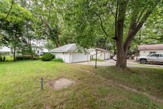 1220 Fulton Avenue, Winthrop Harbor, IL 60096