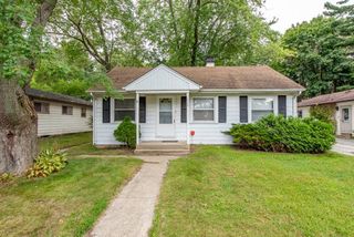 1220 Fulton Avenue, Winthrop Harbor, IL 60096