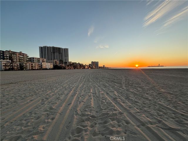 1310 E Ocean Boulevard 906, Long Beach, CA 90802