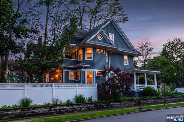 32 Morse Avenue, East Orange, NJ 07017
