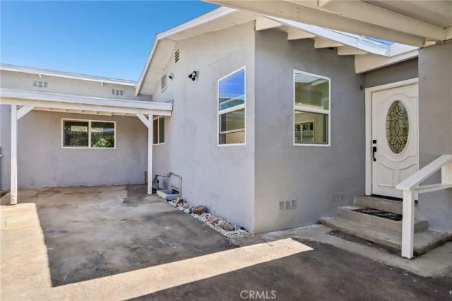 11034 Scoville, Sunland, CA 91040