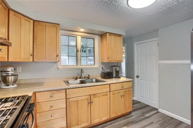 1823 Polk Street, Aliquippa, PA 15001