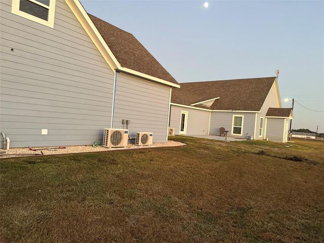 4334 Maass Rd Road, Burton, TX 77835