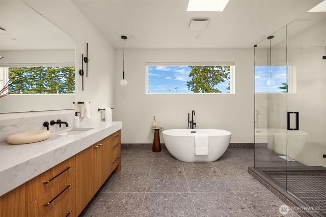 7419 120th Lane NE, Kirkland, WA 98033