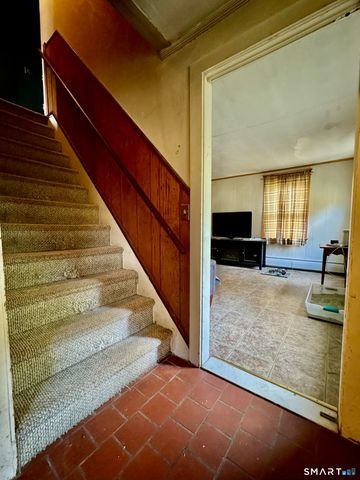 47 Central Pike, Foster, RI 02825