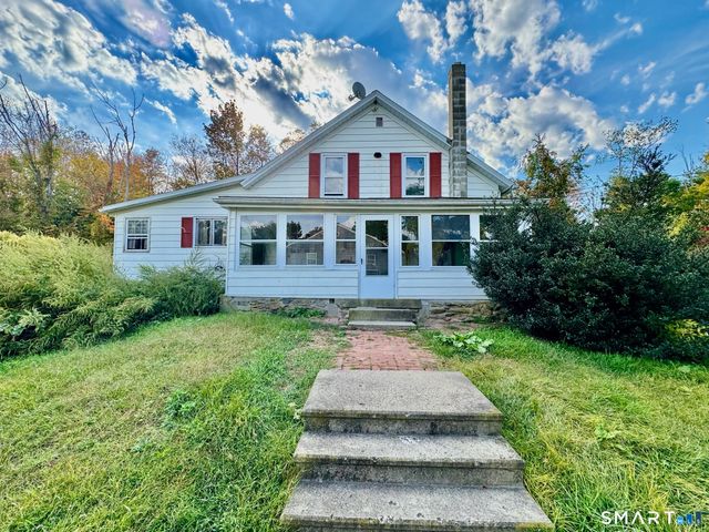 47 Central Pike, Foster, RI 02825