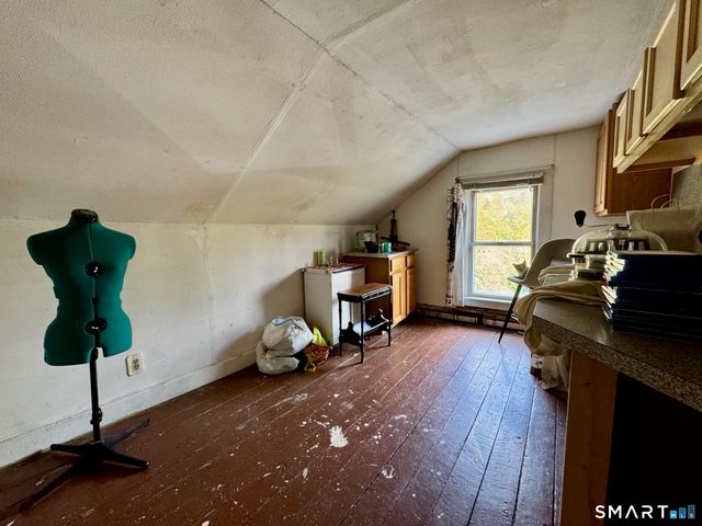 47 Central Pike, Foster, RI 02825