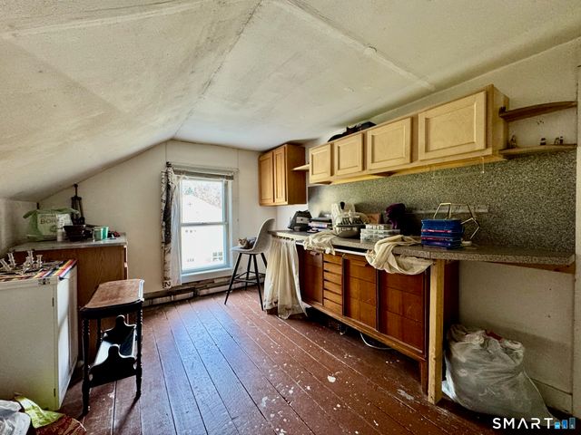 47 Central Pike, Foster, RI 02825
