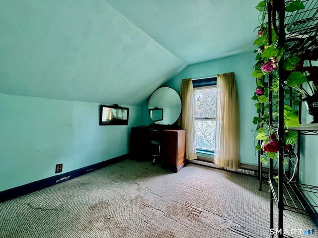 47 Central Pike, Foster, RI 02825