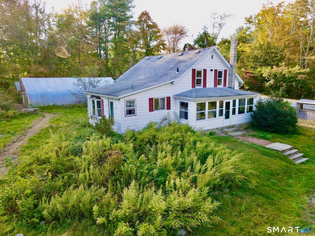 47 Central Pike, Foster, RI 02825