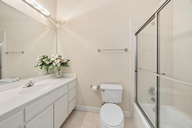 17909 Kingfisher Ridge DR, Lago Vista, TX 78645